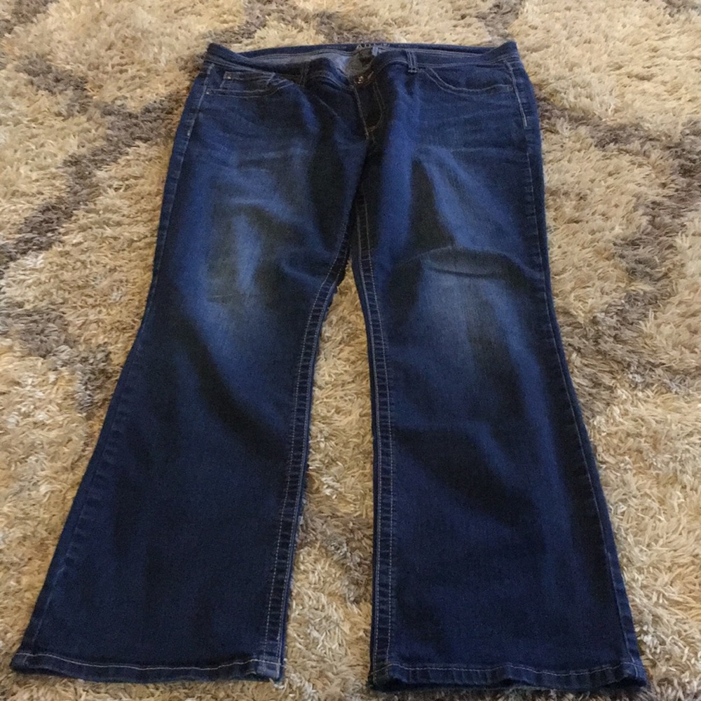 Apt 9 Bootcut jeans